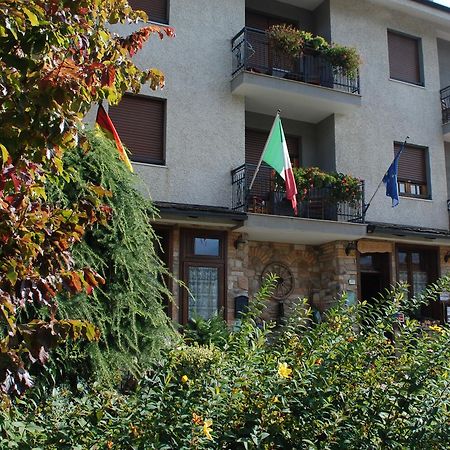 إنتراكوي Hotel Trois Etoiles المظهر الخارجي الصورة
